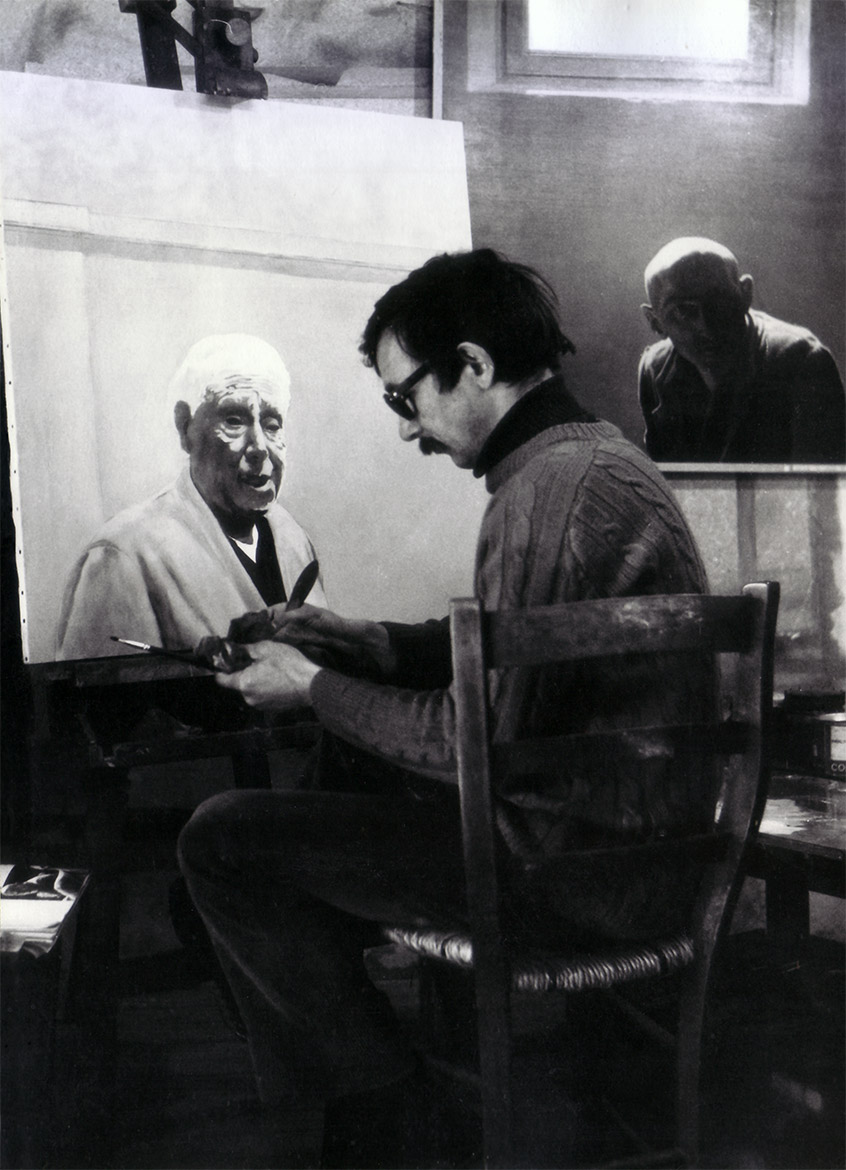 Luigi Volpi nello studio di via Lanzone - Milano - 1973