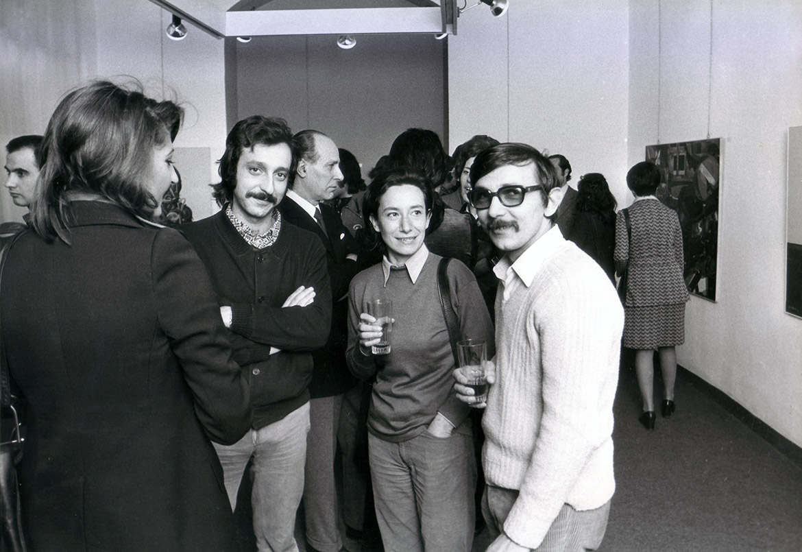 Da destra, Luigi Volpi e Ida Amadei nella galleria "Antonio Battagia" - Milano -1972